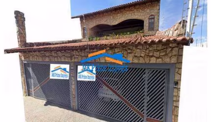 Sobrado 515 mts²  4 Suítes + escritório 4 vagas Salão de festas  Bela Vista