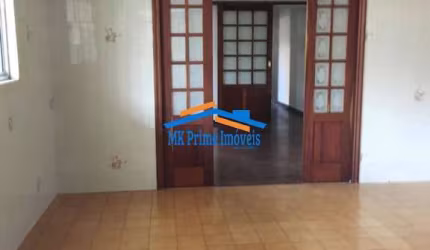 Casa Assobradada com 3 Dormitórios na Vila Osasco/ Residencial ou Comercial
