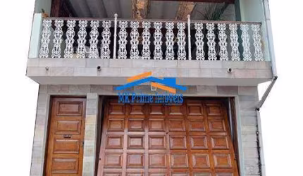 Casa Assobradada com 219 mts² construídos 3 dorm. - 2 vagas - Vila Osasco.
