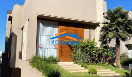 Lindo Imóvel com 4 suítes, elevador, no Residencial Vila Solaia/Tamboré!