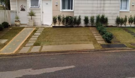 Linda Sobrado em Condomínio Fechado  Chácara dos Pássaros, com Lazer Completo, Sendo 03 Dormitórios  Sendo 1 Suíte e  03 banheiros à Venda, 105m²  no Bairro Planalto  em São Bernardo do Campo - SP