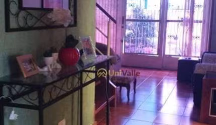 Sobrado com 3 dormitórios para alugar, 420 m² por R$ 7.380,00/mês - Jardim Maria Augusta - Taubaté/SP