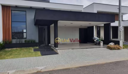 Casa com 3 dormitórios à venda, 170 m² por R$ 900.000,00 - Pérola do Vale - Tremembé/SP