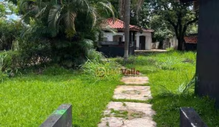 Chácara com 3 dormitórios à venda, 2400 m² por R$ 1.400.000 - Esplanada Independência - Taubaté/SP