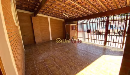 Casa com 2 dormitórios à venda, 130 m² por R$ 330.000,00 - Flor Do Vale - Tremembé/SP