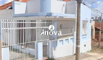 Casa Comercial à venda, Centro - Uberaba/MG