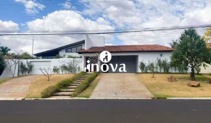 Casa Condomínio à venda, 4 quartos, 2 suítes, 4 vagas, Recanto das Torres, Condomínio - Uberaba/MG