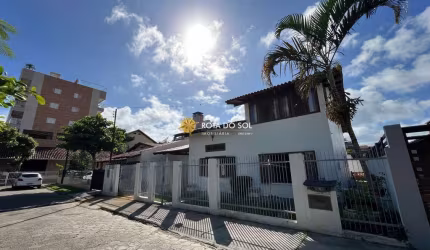 Casa 4 quartos à venda Praia de Bombinhas SC