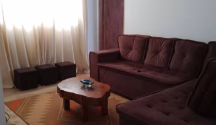 LINDA CASA COM TERRENO DE 1300M² !!