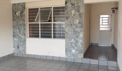 Casa à Venda no Jardim das Magnólias.