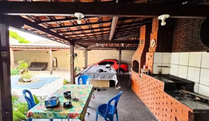 Vendo casa com 03 quarto sendo 03 suítes no bairro Santa Amélia -BH