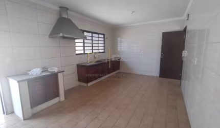 Casa disp. pra venda e locação na Vila Pinheiro Machado em Botucatu-SP