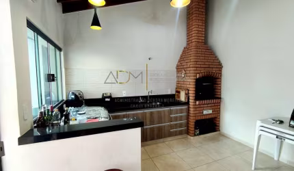 Casa linda, à Venda na parte alta do Jardim Itamarati em Botucatu-SP