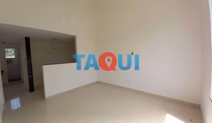 Casa para locação, 2 quartos com 1 suíte, Vila do Peró, CABO FRIO - RJ