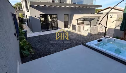 Casa com 3 quartos à venda na Rua Fernando Bauther da Silva, --, Ingleses do Rio Vermelho, Florianópolis por R$ 1.550.000
