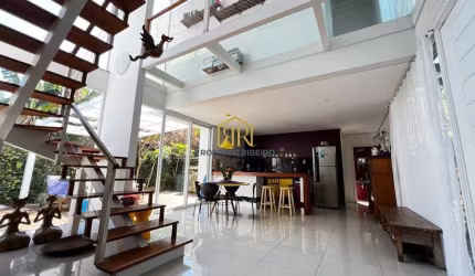Casa em condomínio fechado com 3 quartos à venda na Rua Vereador Osni Ortiga, --, Lagoa da Conceição, Florianópolis por R$ 2.800.000
