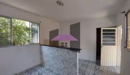 Casa com 3 quartos à venda na Rua Doutor Estevão Montebello, Freguesia do Ó, São Paulo por R$ 330.000