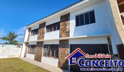 C841 - Residência em ótima localização no balneário Nordeste