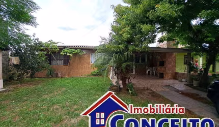 C888 - Residência localizada em região tranquila no balneário Nordeste