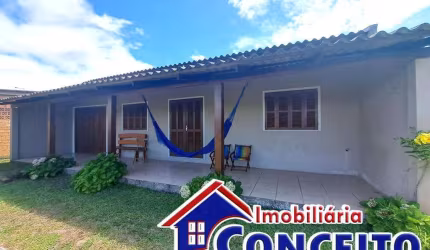 C18 - Ótima residência a 400 metros do mar em excelente localização