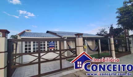 C1034 - Excelente residência em ótima localização no Centro de Imbé