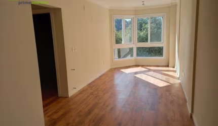 Apartamento com vista para lago