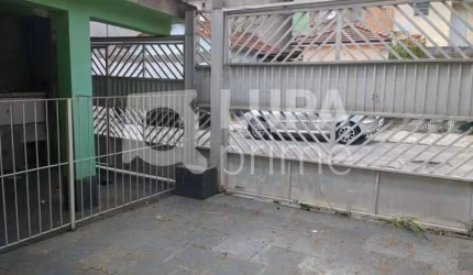 Sobrado com 4 dormitórios à venda na Vila Amália!