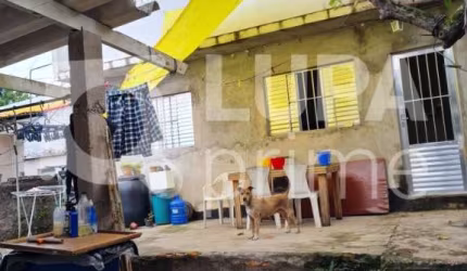 Casa a venda na Vila Romero