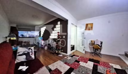 CASA COM 2 QUARTOS E 2 VAGAS DE GARAGEM À VENDA NA PARADA INGLESA