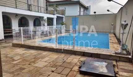 Sobrado com 5 quartos e Piscina para venda, Tremembé, São Paulo
