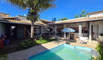 Casa com espaço gourmet completo no bairro Nossa Senhora das Graças