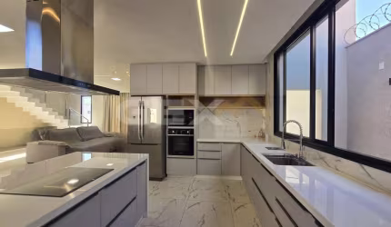 Casa Duplex à venda no Residencial Altaville, 4 quartos sendo 1 suíte com closet
