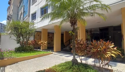 Excelente Apartamento na Quadra da Praia de Icarai
