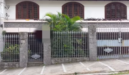 Excelente Casa no Vital Brazil em Niterói