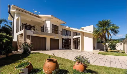 Casa com 5 quartos à venda na Rua Itapeva, 129, Itacorubi, Florianópolis, 330 m2 por R$ 3.200.000