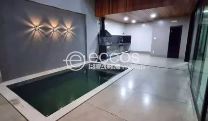 Casa à venda, 3 quartos, 3 suítes, 2 vagas, Alto Umuarama - Uberlândia/MG