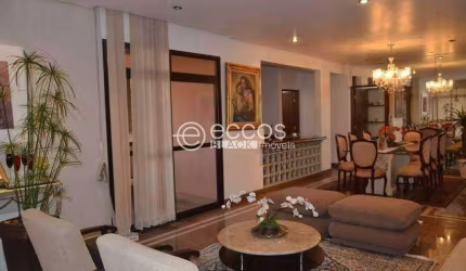 Apartamento à venda, 3 quartos, 3 suítes, 2 vagas, Centro - Uberlândia/MG