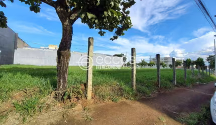 Área à venda, Santa Mônica - Uberlândia/MG