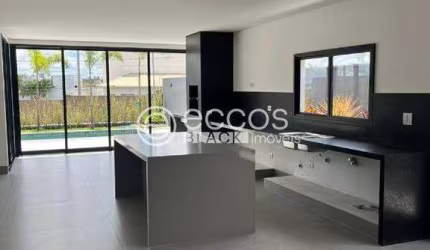 Casa em condomínio à venda, 4 quartos, 4 suítes, 2 vagas, Gávea - Uberlândia/MG