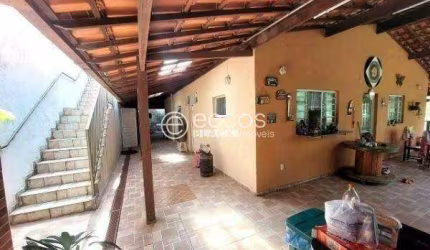 Casa em condomínio à venda, 4 quartos, 3 suítes, 5 vagas, Residencial Clube dos Militares I - Vespasiano/MG