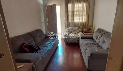 Casa à venda, 3 quartos, 1 vaga, Cazeca - Uberlândia/MG