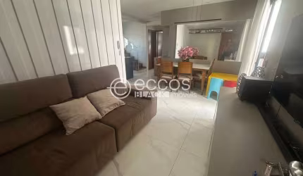 Cobertura à venda, 3 quartos, 2 suítes, 2 vagas, Santa Mônica - Uberlândia/MG
