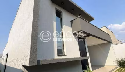 Casa à venda, 3 quartos, 1 suíte, 3 vagas, Grand Ville - Uberlândia/MG
