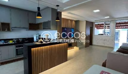 Casa à venda, 3 quartos, 1 suíte, 2 vagas, Grand Ville - Uberlândia/MG