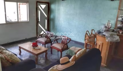 Casa à venda, 4 quartos, 3 suítes, 3 vagas, Brasil - Uberlândia/MG