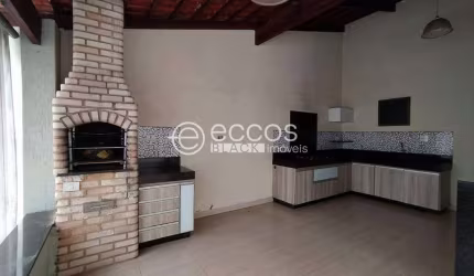 Casa à venda, 2 quartos, 1 suíte, 2 vagas, Cidade Jardim - Uberlândia/MG