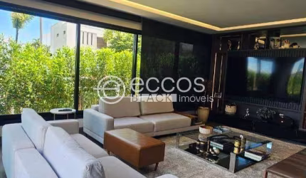 Casa em condomínio à venda, 4 quartos, 4 suítes, 2 vagas, Nova Uberlândia - Uberlândia/MG