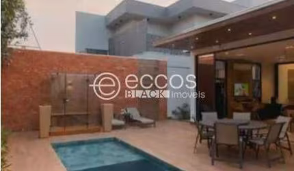 Casa em condomínio para aluguel, 3 quartos, 3 suítes, 4 vagas, Granja Marileusa - Uberlândia/MG