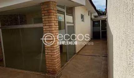 Casa para aluguel, 5 quartos, Osvaldo Rezende - Uberlândia/MG