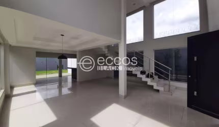 Casa para aluguel, 3 quartos, 1 suíte, 3 vagas, Tubalina - Uberlândia/MG